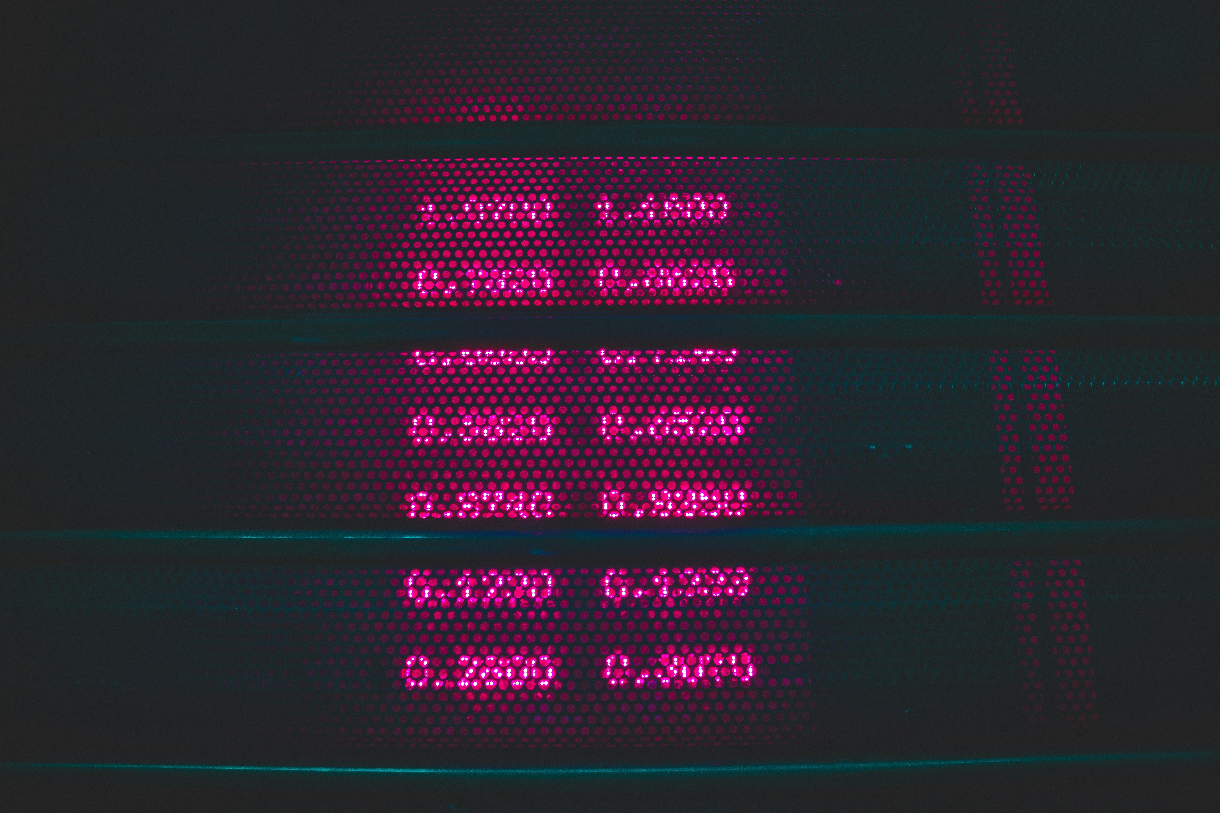 企業の財務諸表が掲載されたWebサイトの画面